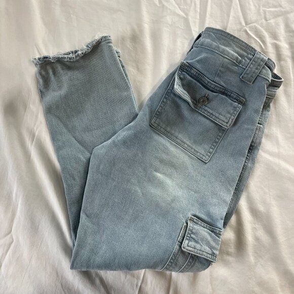 KanCan Light Wash High Waist Straight Leg Cotton Blend Cargo Jeans | Size 9 - Picture 9 of 9